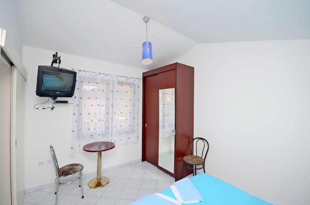 Apartments Hrgovic โรกอซนิซา ภายนอก รูปภาพ