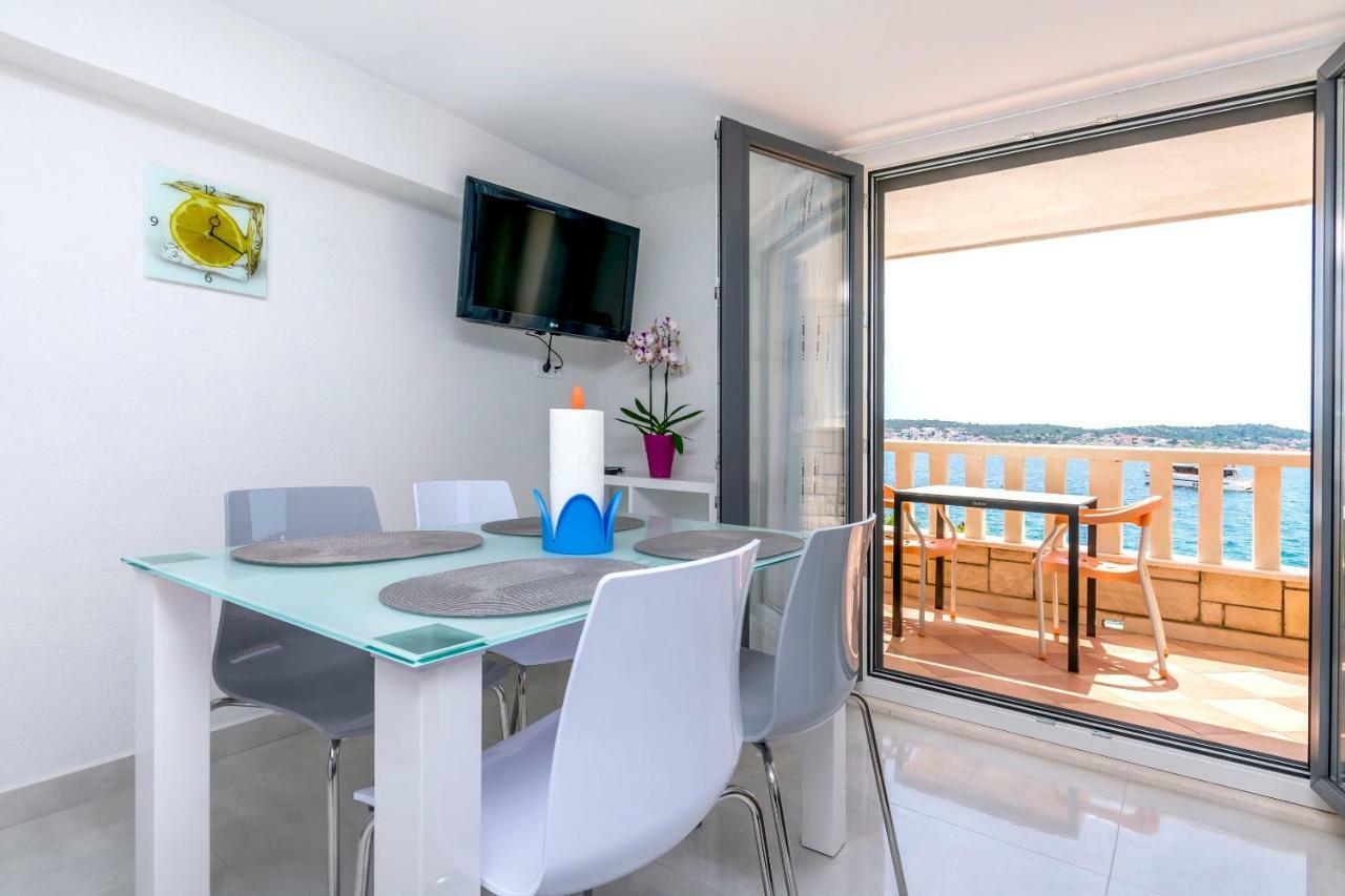 Apartments Hrgovic โรกอซนิซา ภายนอก รูปภาพ