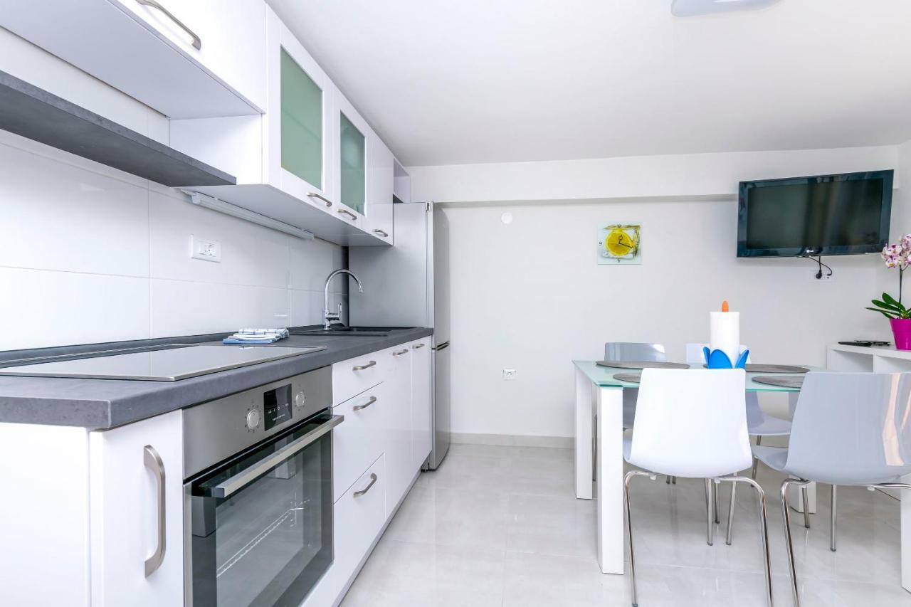 Apartments Hrgovic โรกอซนิซา ภายนอก รูปภาพ